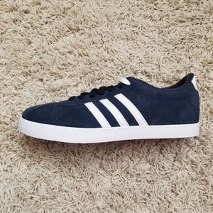 Adidas Courset Sneakers Size 7.5 Womens